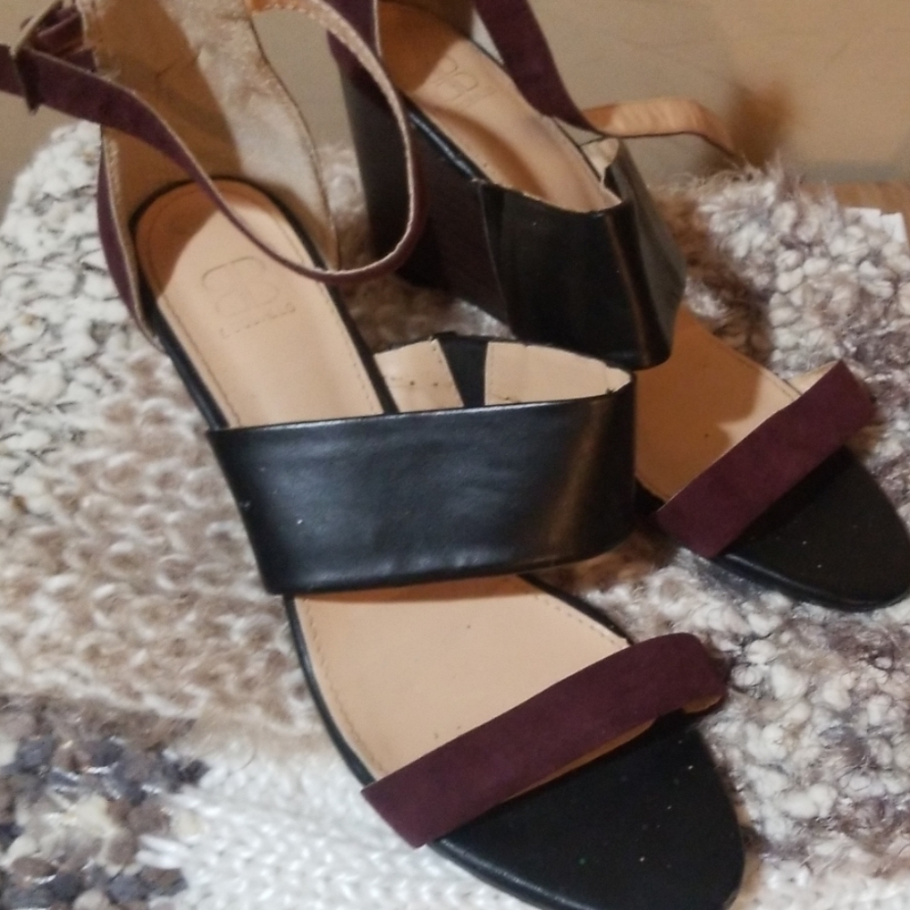 2 inch wedge open toe sandle